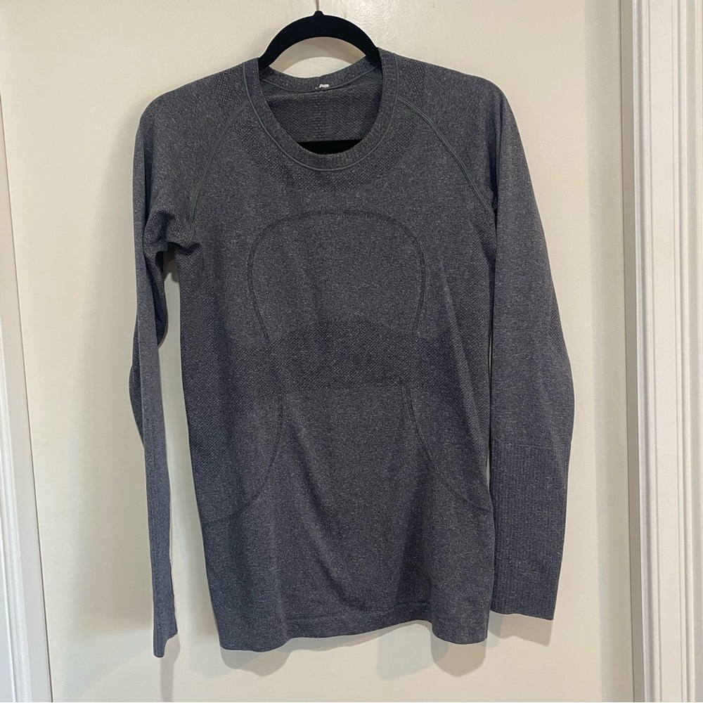 Lululemon Gray long sleeve shirt
